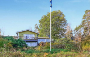 Amazing Home In Ätran With Kitchen, Ätran